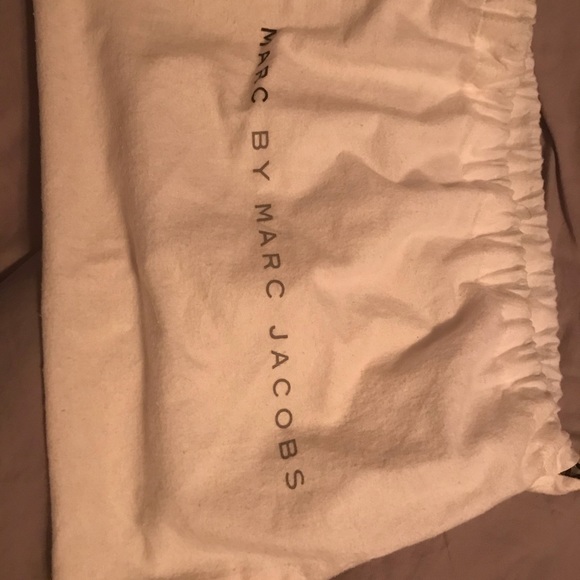 Marc Jacobs Hobo - Picture 2 of 7